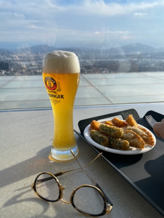 Up Namsan on a clear day, enjoying a refreshing beer! — photo 4